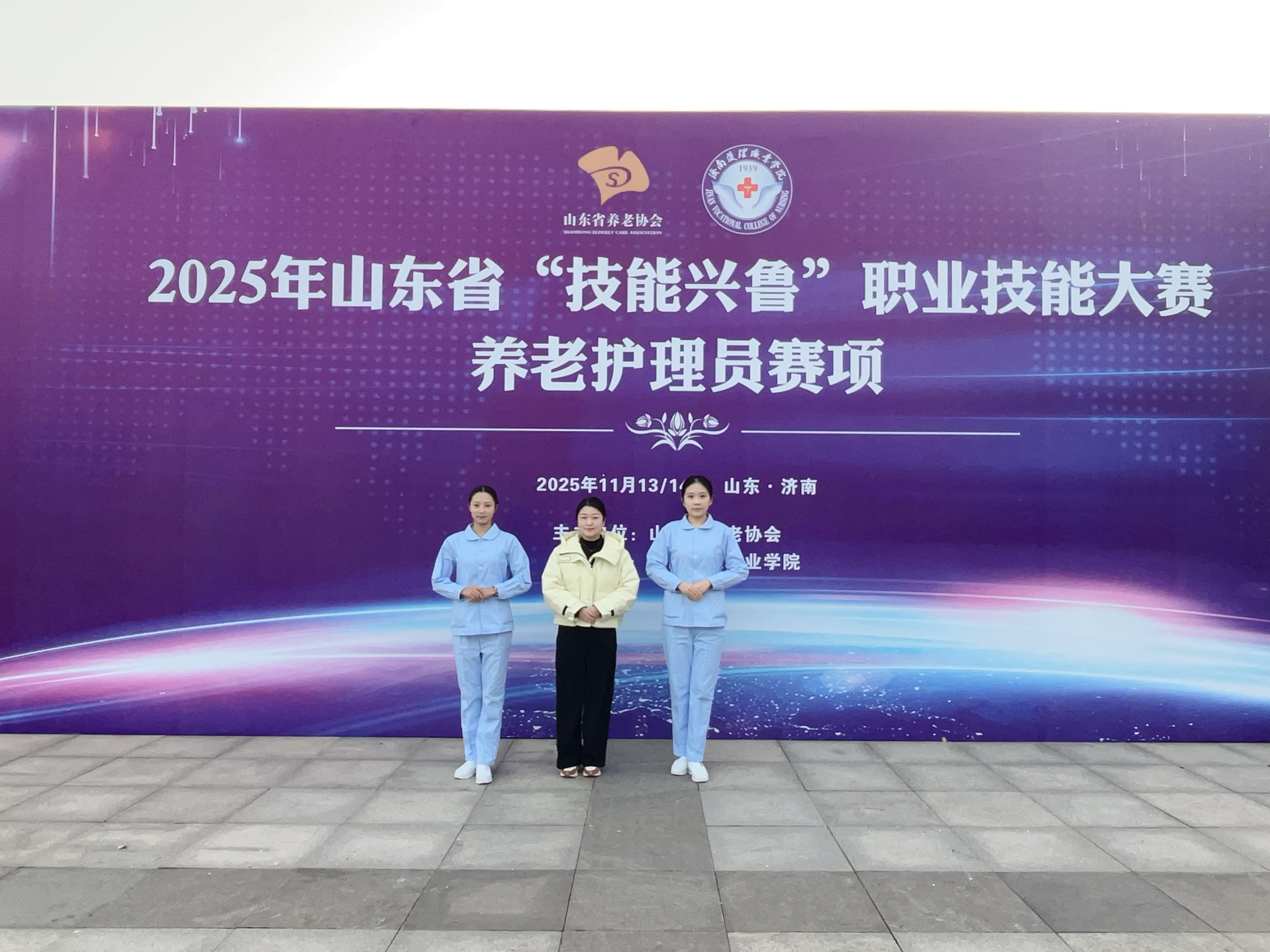 1764117482161058809.jpg 1764117482161058809.jpg